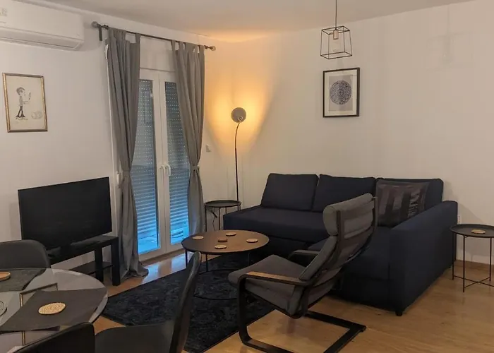 Iris Luxury Apartment
